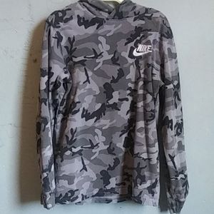 Youth large nike pull over